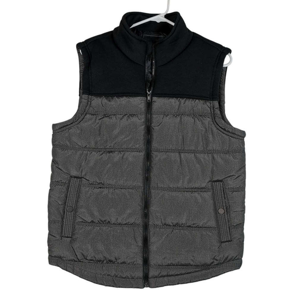 Rock&Republic men's vest size M quilted full zip LIGHTWEIGHT Pit To Pit 21 In.